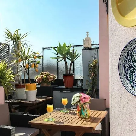 La Palmeraie Hotel *